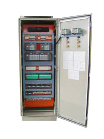 　　PLC控制系統易于實現各設備的邏輯關系控制，性能穩定可靠，可擴展性強，便于調整和更改，是自動控制系統中的主流控制方式。我公司成熟應用德國西門子、日本三菱、歐姆龍、富士、法國施耐德、美國AB、韓國LG等著名廠商的PLC技術，在PLC控制技術領域處于國內先進水平。應用場合：自動化物流傳輸、起重、提升;自動化流水生產線、恒壓供水系統等。